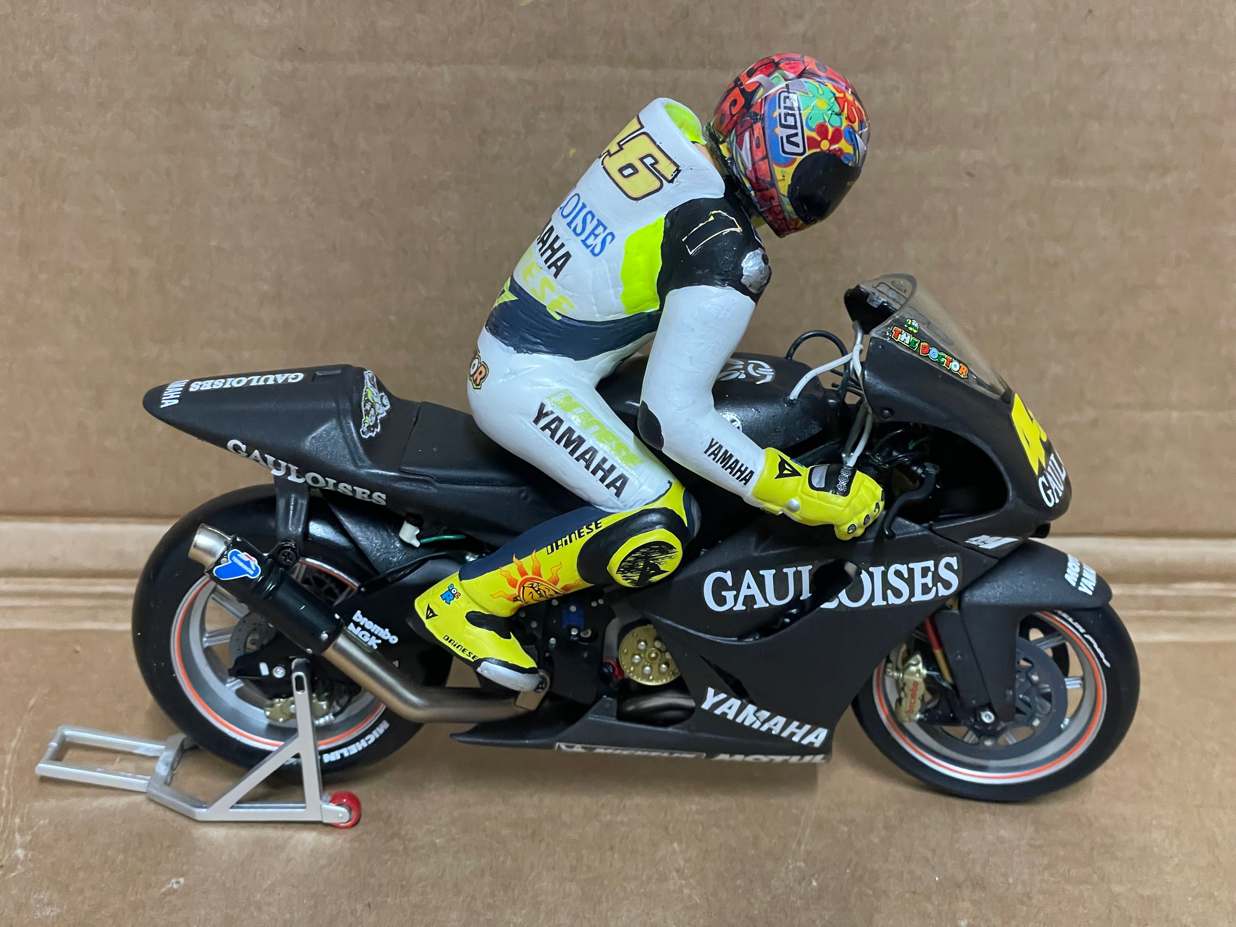 Valentino Rossi Yamaha YZF-M1 2004 Test Sepang